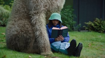 Movie still from “Aminé - Charmander” (2021), directed by Jack Begert – Medium shot, Low angle
