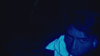 Movie still from “Elderbrook - Why Do We Shake In The Cold?” (2020), directed by Jara Moravec – Extreme Close Up shot, Overhead angle