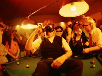 Movie still from “Joost, Ski Aggu & Otto Waalkes - Friesenjung” (2023), directed by Joost Klein – Medium shot, High angle