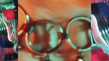 Movie still from “Donna Missal - Sex is Good” (2021), directed by Rodrigo Inada – Extreme Close Up shot, Overhead angle