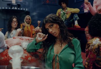 Movie still from “Saint Levant - Nails” (2023), directed by Mattias Russo-Larsson – Medium shot, High angle