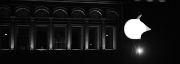 Movie still from “Empimic - Bittere Welt” (2021), directed by Angelo Kovatchev – Wide shot, Low angle