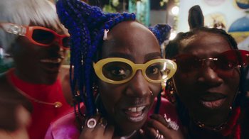 Movie still from “Aiza - Majimbo” (2023), directed by Will Niava – Close Up shot, High angle