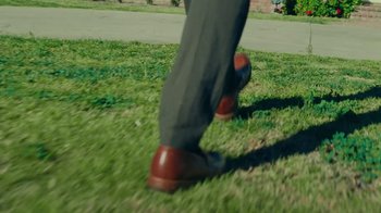 Movie still from “Sub Urban feat. BENEE - UH OH!” (2022), directed by Andrew Donoho – Wide shot, Low angle