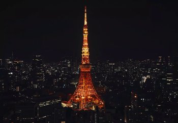 Movie still from “AJ Tracey - Wifey Riddim 4” (2024), directed by Late Milk – Extreme Wide shot, Low angle