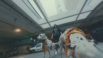 Movie still from “Lolo Zouaï - Moi + Look at Us” (2020), directed by Piotr Lebryk – Wide shot, Low angle