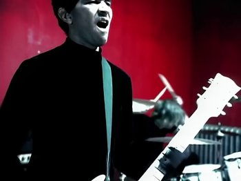 Movie still from “Foo Fighters - Monkey Wrench” (2009), directed by Dave Grohl – Medium shot, Low angle