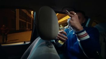 Movie still from “Everyone You Know - The Drive” (2019), directed by Silent Tapes – Medium shot, Low angle