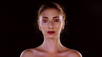 Movie still from “emmy Curl - Come Closer” (2014), directed by Nuno Barbosa – Close Up shot, Low angle