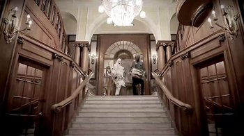 Movie still from “Jim Pressing & Stubenhacker - Was Anderes” (2014), directed by Sebastian Nevermann – Extreme Wide shot, Low angle