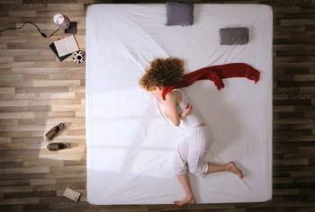 Movie still from “Oren Lavie - Her Morning Elegance” (2009), directed by Oren Lavie – Wide shot, Overhead angle