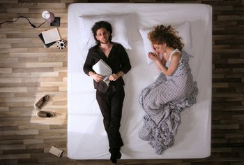 Movie still from “Oren Lavie - Her Morning Elegance” (2009), directed by Oren Lavie – Wide shot, Overhead angle