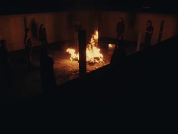 Movie still from “Elsa y Elmar - Corazones Negros” (2021), directed by Daniel Uribe – Extreme Wide shot, High angle
