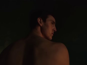 Movie still from “Elsa y Elmar - Corazones Negros” (2021), directed by Daniel Uribe – Medium shot, Low angle