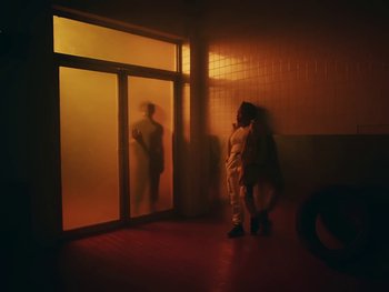 Movie still from “Elsa y Elmar - Corazones Negros” (2021), directed by Daniel Uribe – Wide shot, Low angle