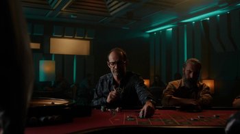 Movie still from “Fortuna - Fortuna favors you” (2024) – Medium shot, Over the shoulder angle