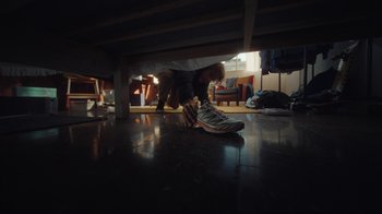 Movie still from “Salomon - Tomorrow is yours” (2023) – Wide shot, Low angle