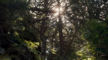 Movie still from “Mammut - Fast Hiking” (2022) – Extreme Wide shot, Low angle