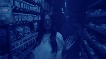 Movie still from “Park Hye Jin - Let’s Sing Let’s Dance” (2021), directed by Kevin Lombardo – Medium shot, Low angle