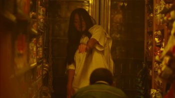 Movie still from “Park Hye Jin - Let’s Sing Let’s Dance” (2021), directed by Kevin Lombardo – Medium shot, High angle