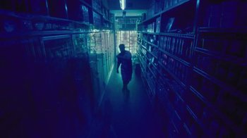 Movie still from “Park Hye Jin - Let’s Sing Let’s Dance” (2021), directed by Kevin Lombardo – Wide shot, Low angle