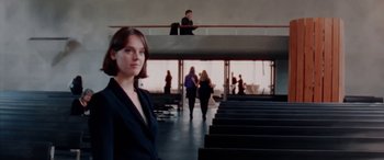 Movie still from “Froukje - Niets Tussen” (2021), directed by Cas Mulder – Medium shot, Low angle