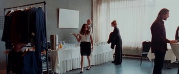 Movie still from “Froukje - Niets Tussen” (2021), directed by Cas Mulder – Wide shot, Low angle