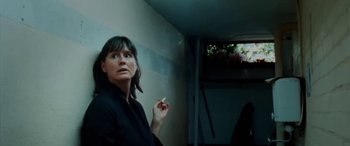 Movie still from “Froukje - Niets Tussen” (2021), directed by Cas Mulder – Medium shot, Low angle