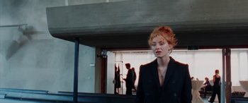 Movie still from “Froukje - Niets Tussen” (2021), directed by Cas Mulder – Medium shot, Low angle
