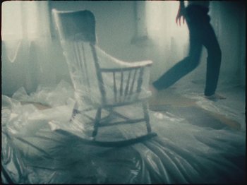 Movie still from “Ben Zaidi - Ben Zaidi’s Blues” (2021), directed by Evers Pund – Wide shot, High angle