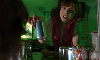 Movie still from “Earl Elliot - Training for a Marathon” (2021), directed by Danny Griffioen – Close Up shot, Over the shoulder angle