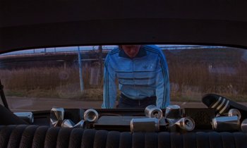 Movie still from “Earl Elliot - Training for a Marathon” (2021), directed by Danny Griffioen – Medium shot, Low angle