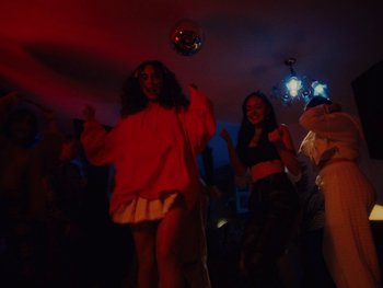 Movie still from “I M U R - Case of You” (2021), directed by Sebastian Hill-Esbrand – Medium shot, Low angle