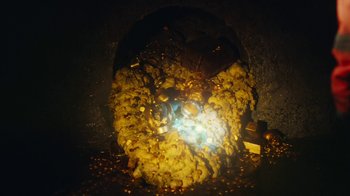 Movie still from “Rag’n’Bone Man - All You Ever Wanted” (2021), directed by Will Hooper – Extreme Close Up shot, Overhead angle
