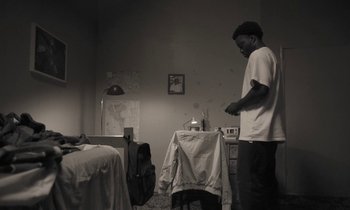 Movie still from “Nana - LA Times” (2020), directed by Andrew Litten – Medium shot, High angle