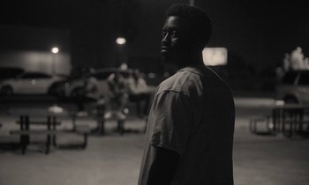 Movie still from “Nana - LA Times” (2020), directed by Andrew Litten – Medium shot, Low angle