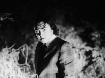 Movie still from “Bloodroot - Audrey” (2020), directed by Kyle Murdoch – Medium shot, Low angle