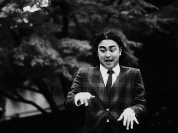 Movie still from “Bloodroot - Audrey” (2020), directed by Kyle Murdoch – Medium shot, Low angle