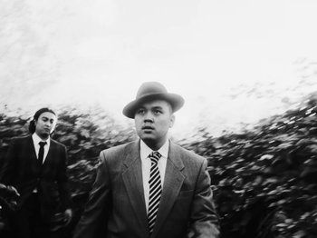 Movie still from “Bloodroot - Audrey” (2020), directed by Kyle Murdoch – Medium shot, Low angle