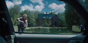 Movie still from “189 - Unfold” (2020), directed by Jonatan Egholm – Wide shot, Over the shoulder angle