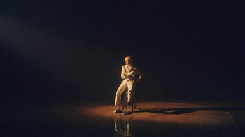 Movie still from “Yellow Days - Love Is Everywhere” (2020), directed by Kevin Lombardo – Wide shot, High angle