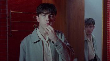 Movie still from “Declan McKenna - The Key to Life on Earth” (2020), directed by Will Hooper – Medium shot, Over the shoulder angle