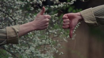Movie still from “Declan McKenna - The Key to Life on Earth” (2020), directed by Will Hooper – Close Up shot, High angle