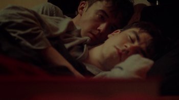 Movie still from “Declan McKenna - The Key to Life on Earth” (2020), directed by Will Hooper – Close Up shot, High angle