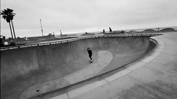 Movie still from “Tussilago - Flirtation Forever” (2020), directed by SWIM CLUB – Wide shot, High angle