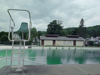 Movie still from “Black Fly - Wait” (2019), directed by Patrick Golan – Extreme Wide shot, High angle