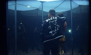 Movie still from “Rosalía & Ozuna - Yo x Ti, Tu x Mi” (2019), directed by Pasqual Gutierrez – Medium shot, Over the shoulder angle