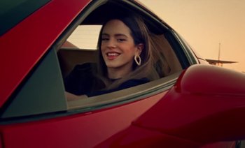 Movie still from “Rosalía & Ozuna - Yo x Ti, Tu x Mi” (2019), directed by Pasqual Gutierrez – Close Up shot, Low angle