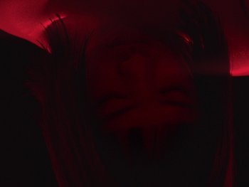 Movie still from “Kite Park - Bongo” (2019), directed by Danny Griffioen – Extreme Close Up shot, Overhead angle