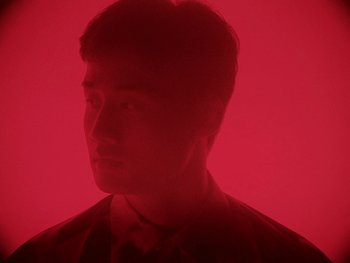 Movie still from “Kite Park - Bongo” (2019), directed by Danny Griffioen – Extreme Close Up shot, Overhead angle